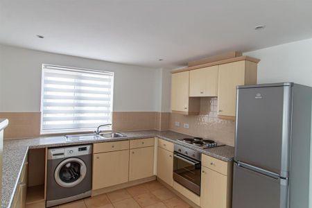 2 bedroom apartment to rent - Photo 3