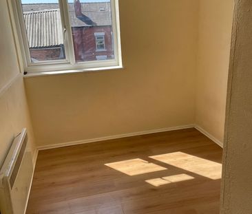 1 Bed Flat, Hyde Rd, M18 - Photo 4