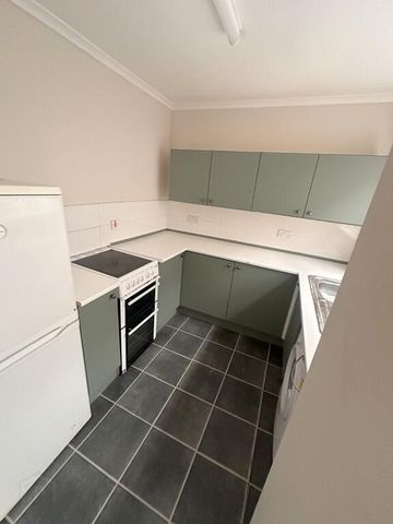 38 London Road, Belfast, BT6 8EY - Photo 5