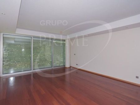 4 bedroom luxury Apartment for rent in Parque da Cidade do Porto, Porto, Distrito do Porto - Photo 5