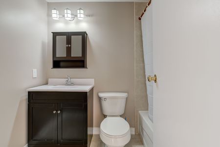 For Lease - 156 Woody Vine Way, Toronto, Ontario - Photo 2