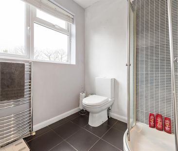 4 bed semi-detached house to rent in Kingslea Road, Solihull, B91 - Photo 3
