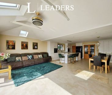 1 bedroom room to rent Wavertree Road, Benfleet, SS7 - Photo 4