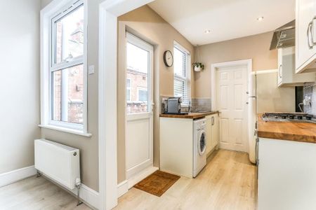 2 Bed Terraced House, Sovereign Road, CV5 - Photo 5