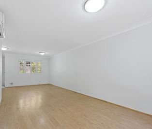 Spacious and Modern Living - Photo 1