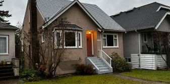 Entire house Point Grey 3 Bed 2 bath - Photo 2