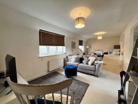 1 bedroom detached house to rent - Photo 3