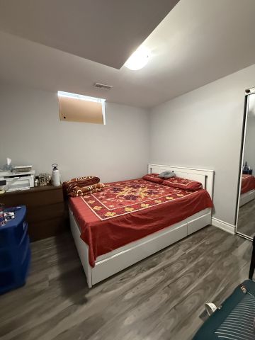 For Lease - 389 Royal West Drive, Brampton, Ontario - Photo 2