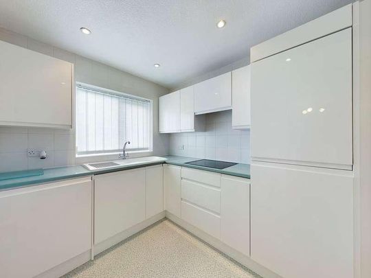 Mooreview Court, Blackpool, FY4 - Photo 1