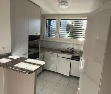 Teilsanierte 3.5-Zimmer-Wohnung - Foto 2