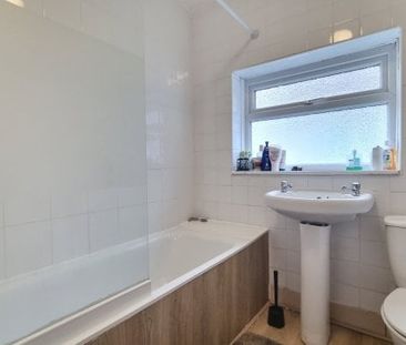 Upper Bevendean Avenue, Brighton 1 bedroom house to rent - Photo 1