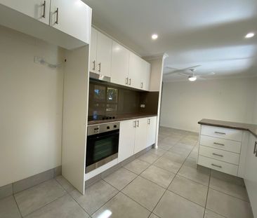 MODERN DUPLEX WITH FULLY SIZE BACKYARD - Photo 3