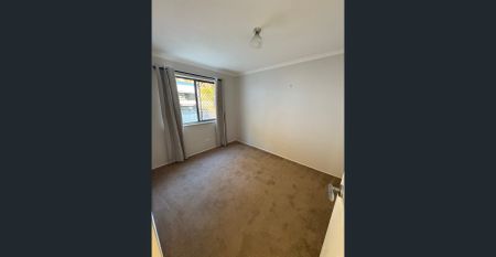 Whitecliffe Residences peace and tranquility surrounded by nature. Fantastic 2 Bed 1 Bath 1 Lock up Garage, $515 per week. - Photo 3