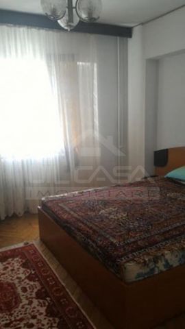 Apartament 3 camere D ultracentral - Fotografie 3