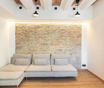 Carrer de Rogent, Barcelona, Catalonia 08026 - Photo 4