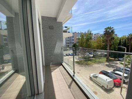 Apartamento T3 novo a estrear, situado na Quinta das Marianas em Carcavelos - Photo 2