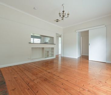 29 Alwyn Street, MITCHAM - Photo 3