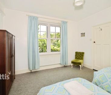 4 bedroom detached house to rent - Photo 5