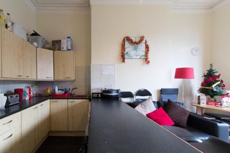 4 bedroom house to rent - Photo 2