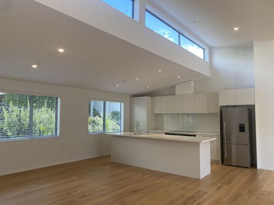 Modern Family Home - Photo 1