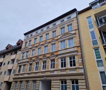 Wohnen in der Neustadt - großzügig geschnittene zwei Zimmer Wohnung - - Foto 6
