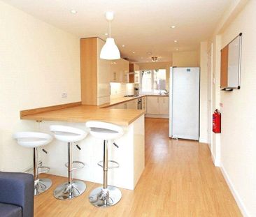 1 bedroom in a house share to rent - Photo 5