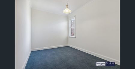 Spacious 2 bedroom apartment - Photo 2