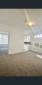 Well-Located One Bedroom Apartment - Photo 4