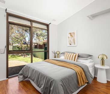 LOCATION, LOCATION, LOCATION! - Photo 6