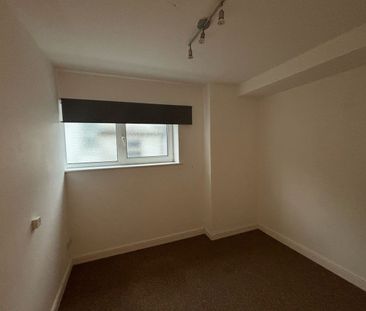 5 Bed Terraced House, Hove, BN3 - Photo 4