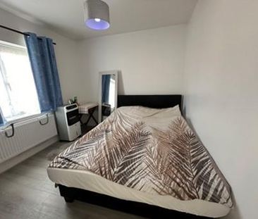 3 bedroom detached house to rent - Photo 5