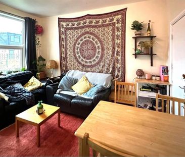 4 bedroom house to rent - Photo 1