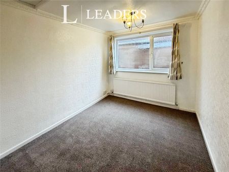 4 bedroom bungalow to rent Valley Road, Loughborough, LE11 - Photo 3