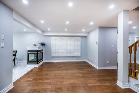 For Lease - 121 Trail Ridge Lane, Markham, Ontario - Photo 2