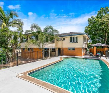 12 Franciscea Street, Everton Hills QLD 4053 - House For Rent | Domain - Photo 5