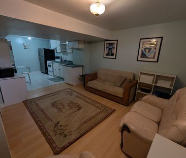 For Lease - 14 Thornway Avenue, Vaughan, Ontario - Photo 2