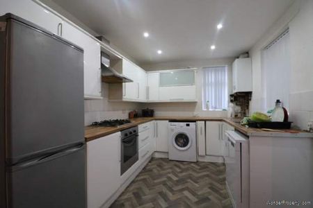 4 bedroom property to rent in Liverpool - Photo 4