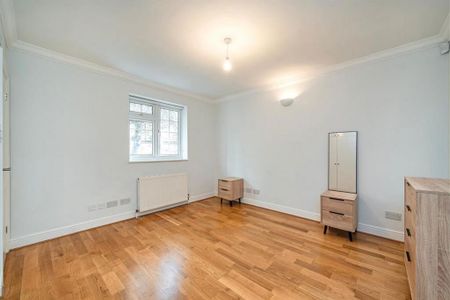 5 bedroom terraced house to rent - Photo 4