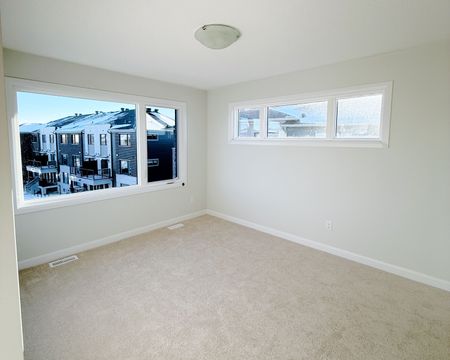 For Lease - 1235 Creekway Private, Kanata, Ontario - Photo 3