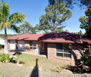 AFFORDABLE HOUSE IN QUIET CUL-DE-SAC IN SOUGHT AFTER SEAVIEW HEIGHTS - Photo 1