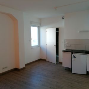 Location Appartement 1 pièce 22m² - Photo 2