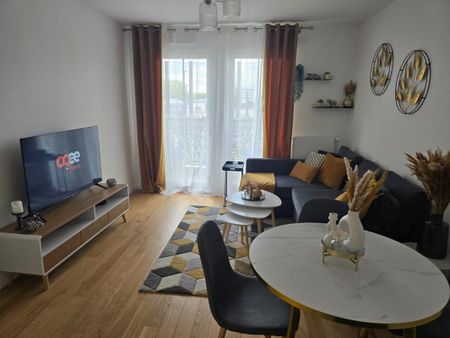 Location Appartement 2 pièces Meublé 38m² LE PLESSIS ROBINSON 92350 - Photo 2