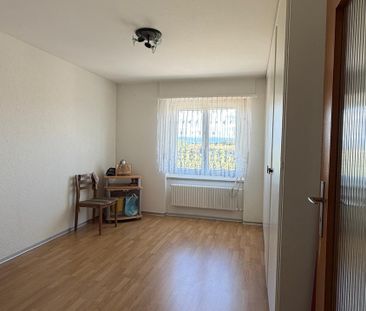 Schöne 4.5-Zimmerwohnung im 3. Stock - Photo 5