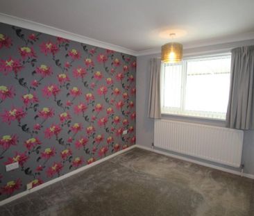 2 bedroom link detached house to rent - Photo 2