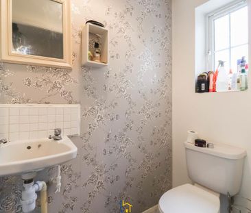 3 bedroom semi-detached house to rent - Photo 4