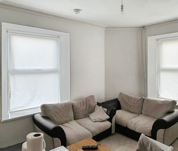 2 bedroom House To Let - Photo 1