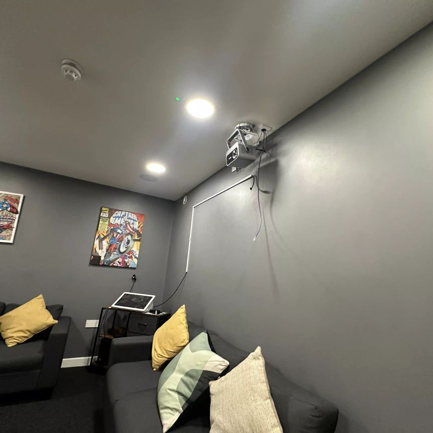 Diamond Studio - Photo 1