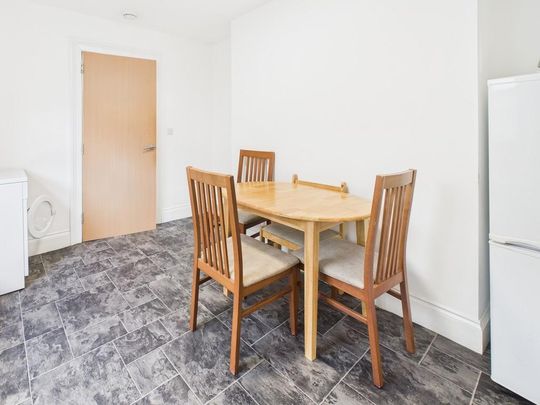 5 bedroom house share to rent - Photo 1