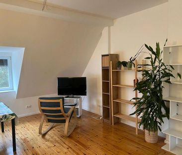 Helles, möbliertes Studio mit separater Küche & Dachterasse - Foto 1