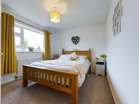 The Chase, Cashes Green, Stroud, Gloucestershire, GL5 - Photo 5